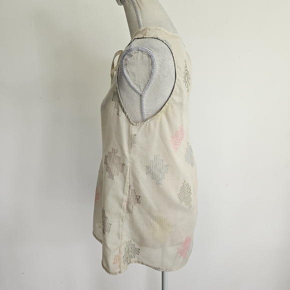 Dylan Thread Embroidered Button Tie Tank Top - Picture 5 of 9